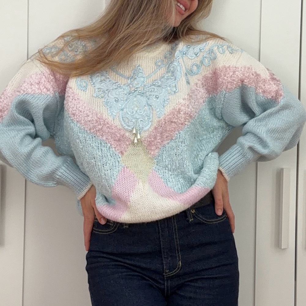 Vintage Jaclyn Smith Pastel Beaded Knit Sweater Fits XS-M